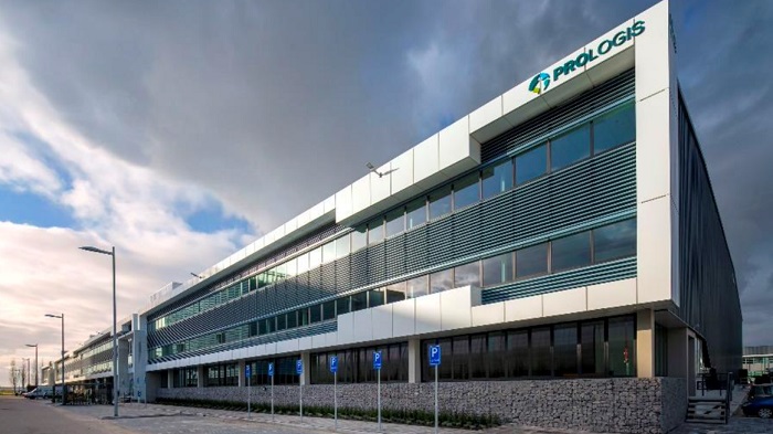 Office building at Prologis Fokker Logistics Park 